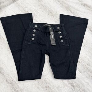 🆕🖤 NWT Express Y2K Style Bell Flare Jeans – Button Front – Wide Flares 👖🖤